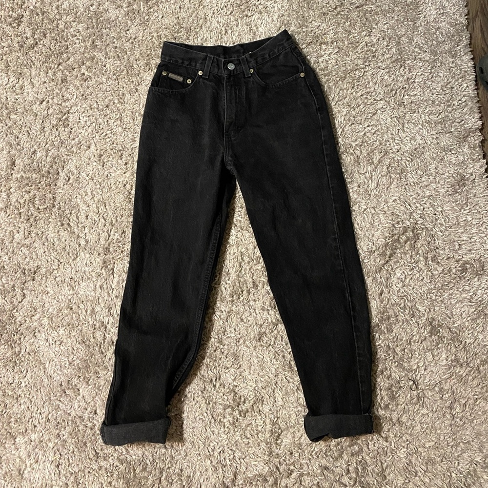 Calvin Klein mom jeans size 2 🤩🖤